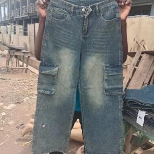 Chi jeans store