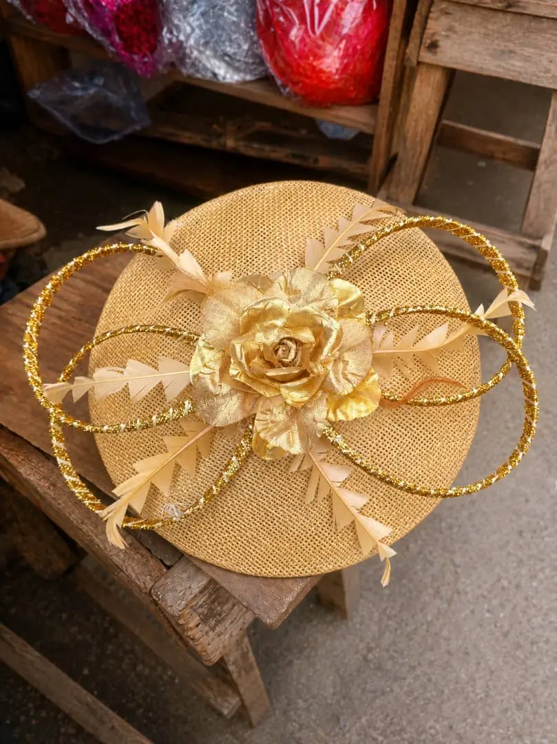 FASCINATOR